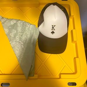 Hat has never been worn, neither has the bandana, in good condition